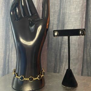 Vintage Gold Tone Bracelet & Earrings Set Black Faceted‎ Stones Sunburst Mark